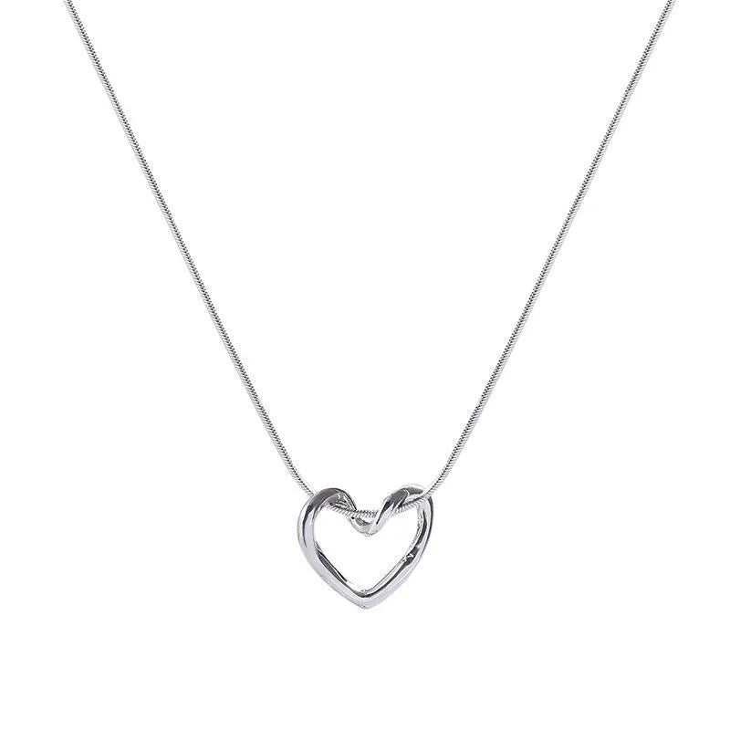 Sassy & Simple Heart Necklace